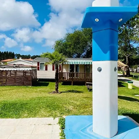 Parque de vacaciones 4x3 Burinhosa