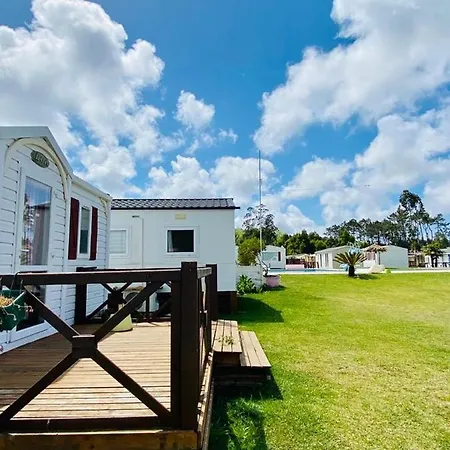 Parque de vacaciones 4x3 Burinhosa